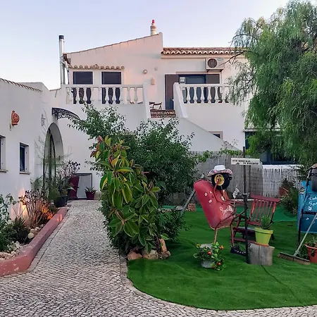 Boheme Valdareina, Piscine Chauffee, Benagil-carvoeiro * Carvoeiro (Lagoa)